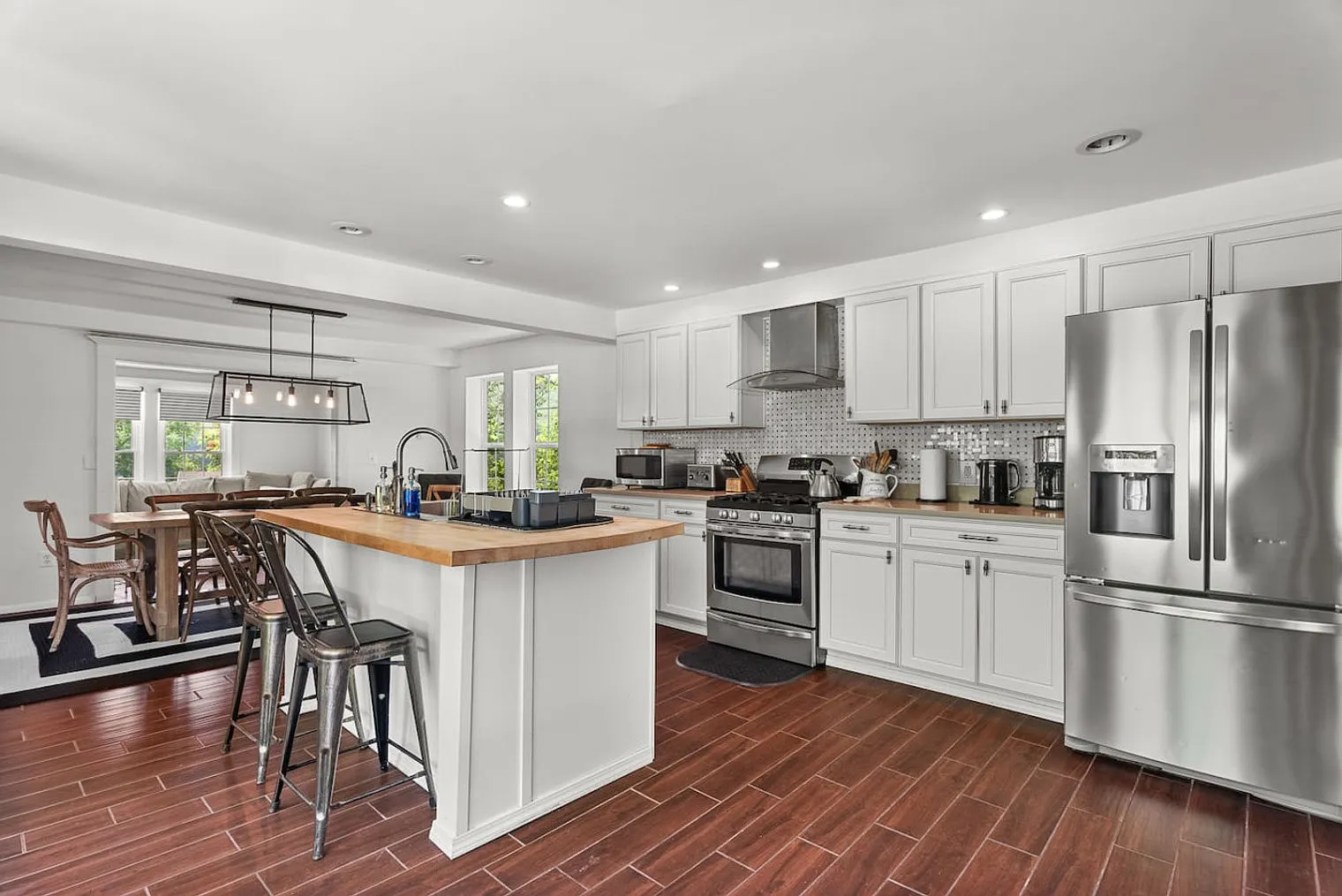 4 bed, 3.0 bath, $4,719 — Photo 4