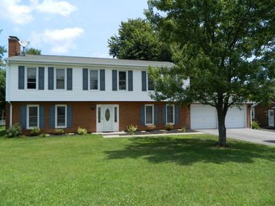 866 Knollwood Dr, Troutville, VA, 24175