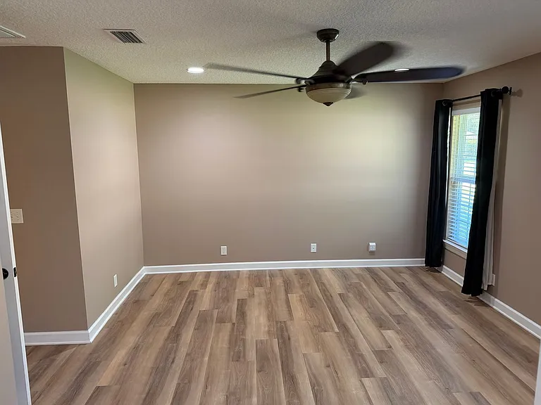 212 Autumn Ridge Ct — Photo 12