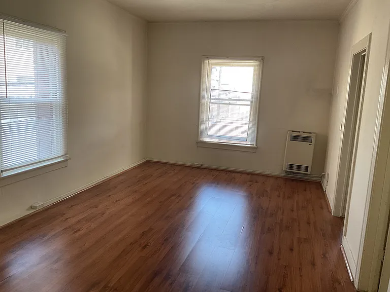 456 1/2 S Kenmore Ave #P207 — Photo 5