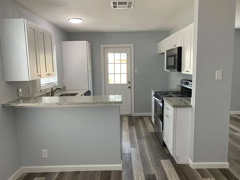 5135 Tom Stafford Dr — Photo 22