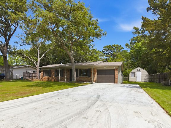 5th image of 54 Berwick Cir