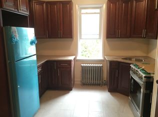 7447 65th St APT 2, Glendale, NY 11385
