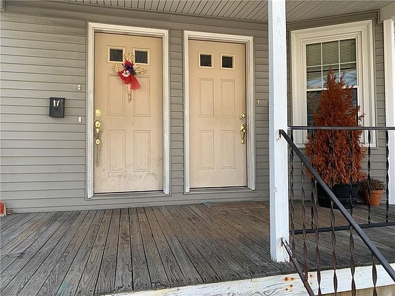 3rd image of 15-17 Radcliffe Ave