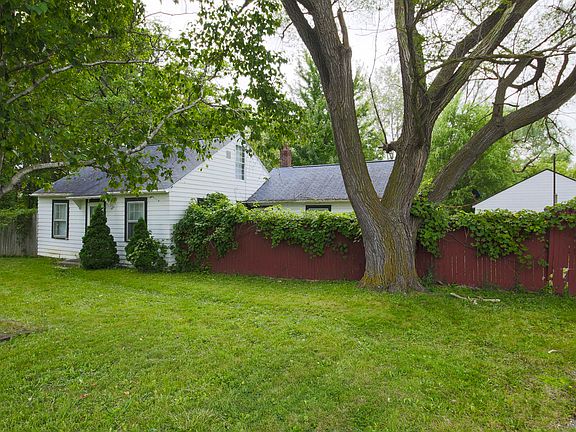 2nd image of 50840 Michigan Avenue