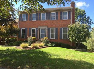3329 Hunting Hills Dr, Lexington, KY