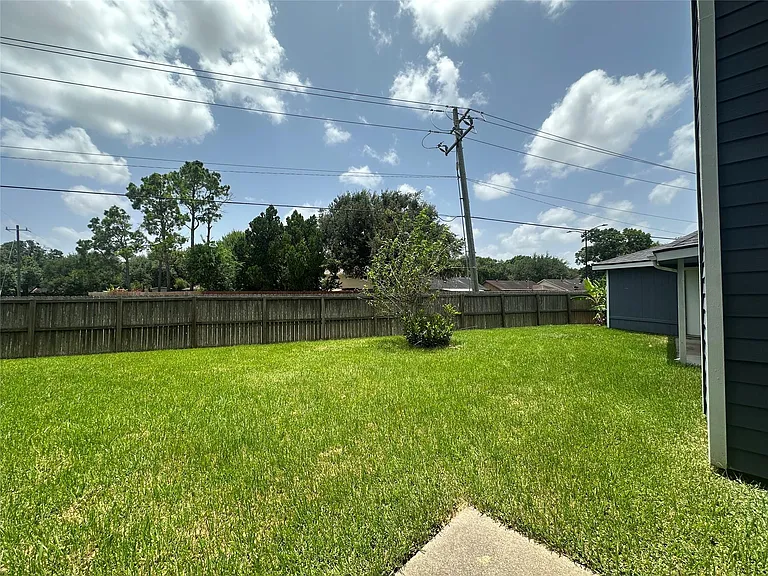 2523 Castle Pl — Photo 26