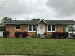 810 Hillcrest Dr, Hopkinsville, KY 42240