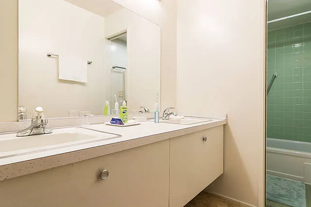 800 Fuller Apartments — Photo 7