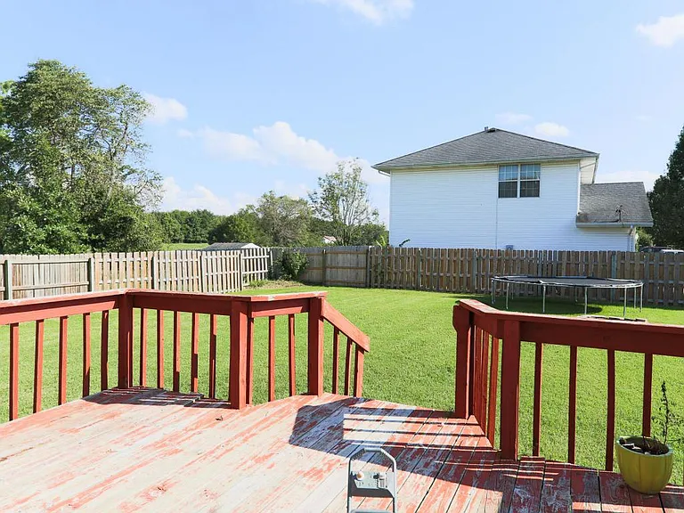 2990 W Highpoint St — Photo 4