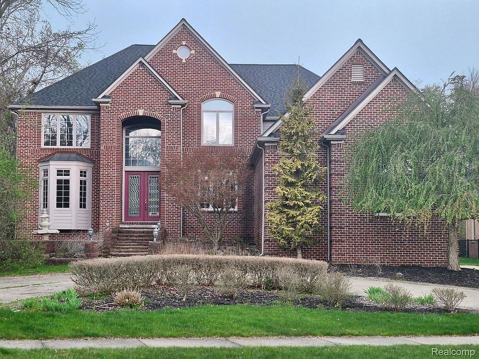 1st image of 5538 Hampshire Dr