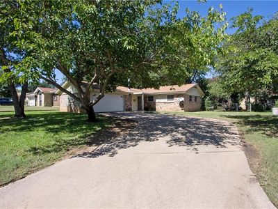 112 W Huitt Ln, Euless, TX, 76040