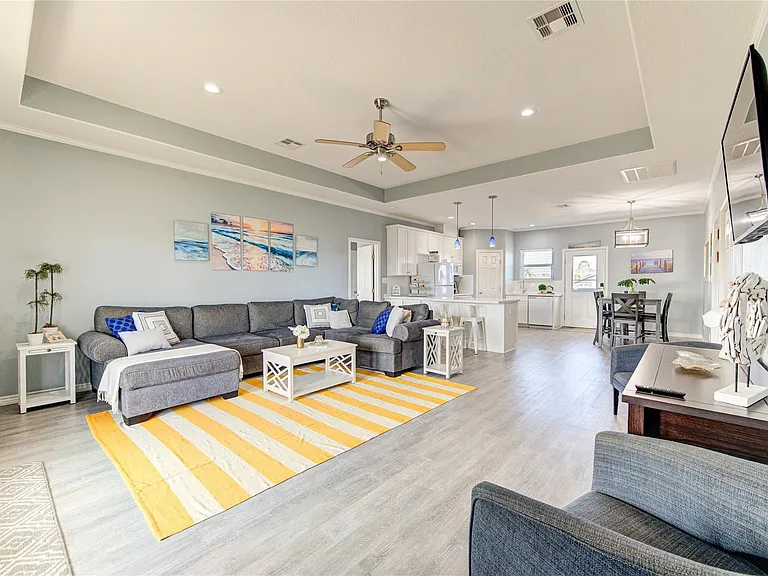 14110 Miramar Dr — Photo 15