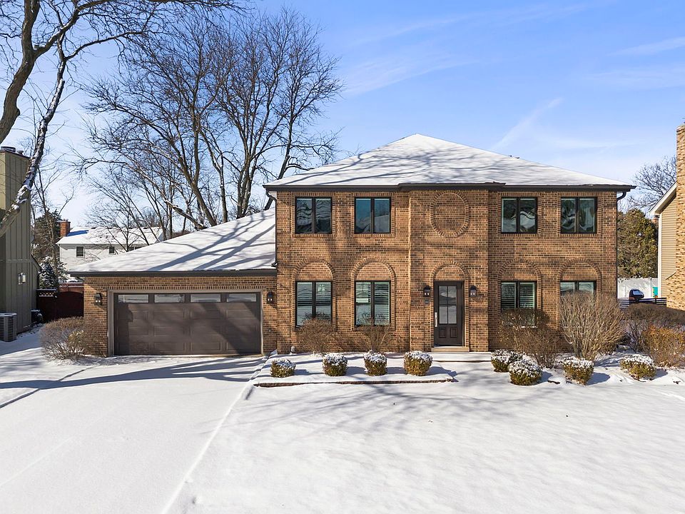 1st image of 1934 Sherwood Pl