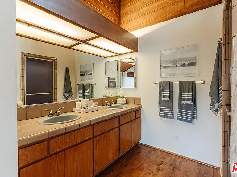 4450 Alla Rd — Photo 16