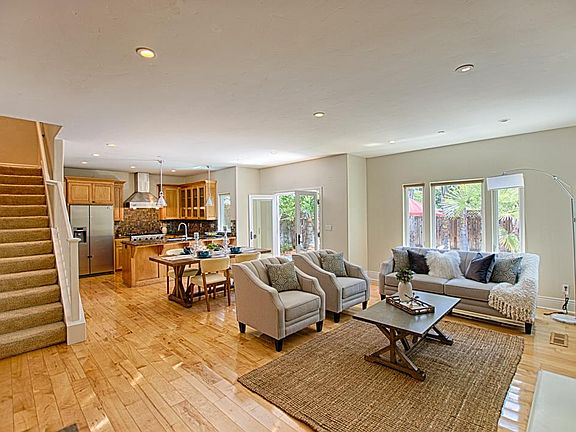 4th image of 212 Elva Dr