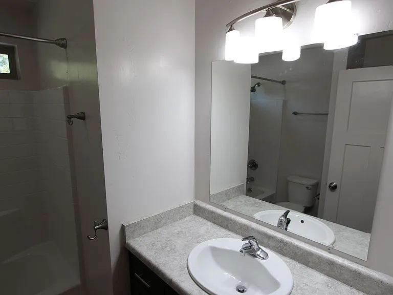 462 Kiowa — Photo 18