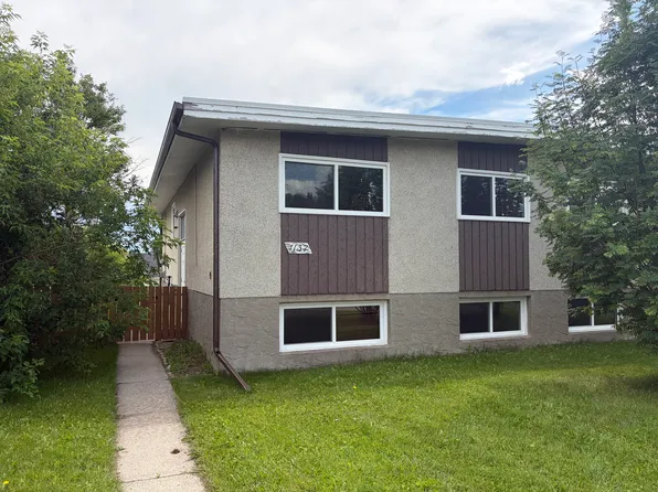 1137 Ninga Rd NW #1137, Calgary, AB T2K 2P2