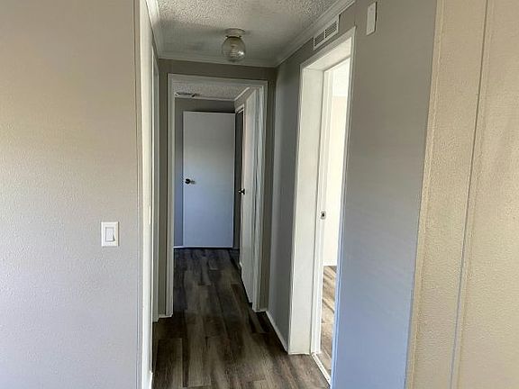 5th image of 11540 Lamplighter Ln #264
