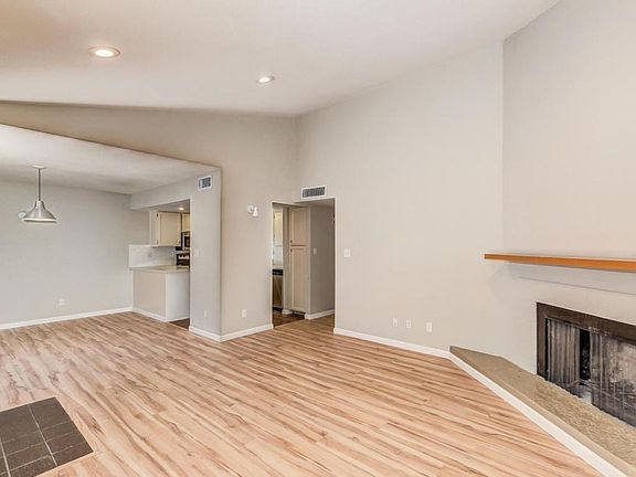 5th image of 3001 N 38th St Unit 7