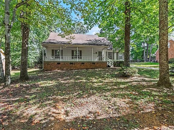 3rd image of 1815 Dunleith Way