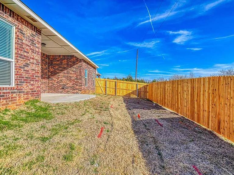 3112 Pebble Pond Dr — Photo 49