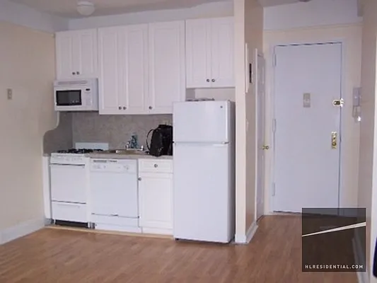 Rented by Highline Residential | media 35