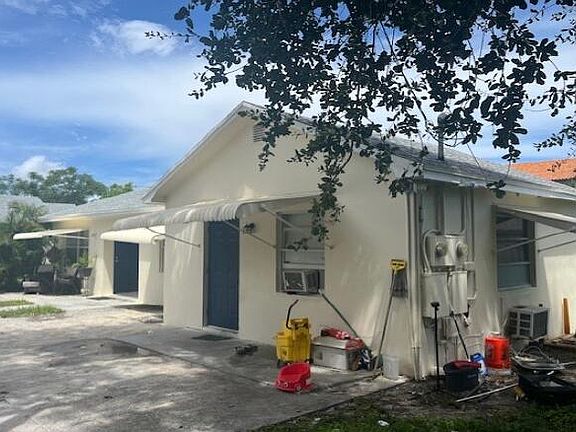 2nd image of 1751 4th Avenue N
