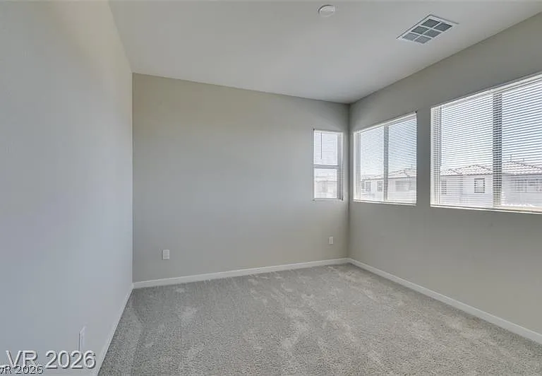 109 Medianoche St — Photo 34