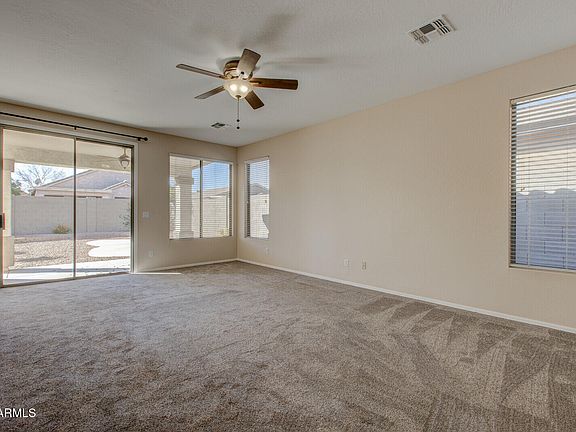 5th image of 169 E CANARY Court