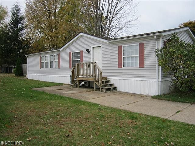 1st image of 103 Hawaiian Dr
