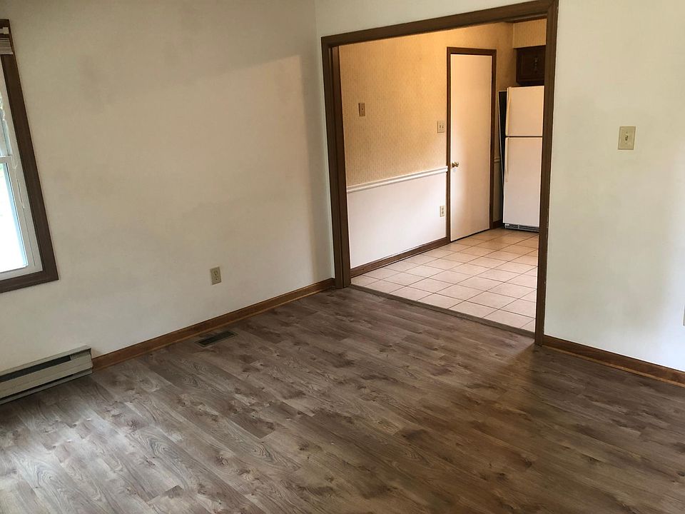 Living room, with Kitchen/Dining