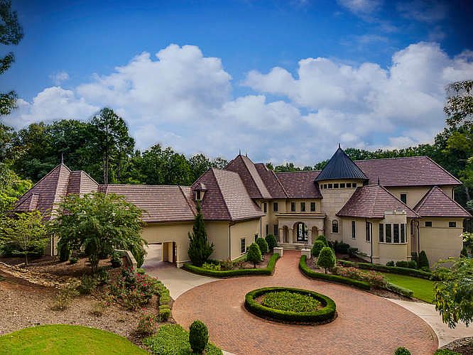 1st image of 141 Great Oaks Lane