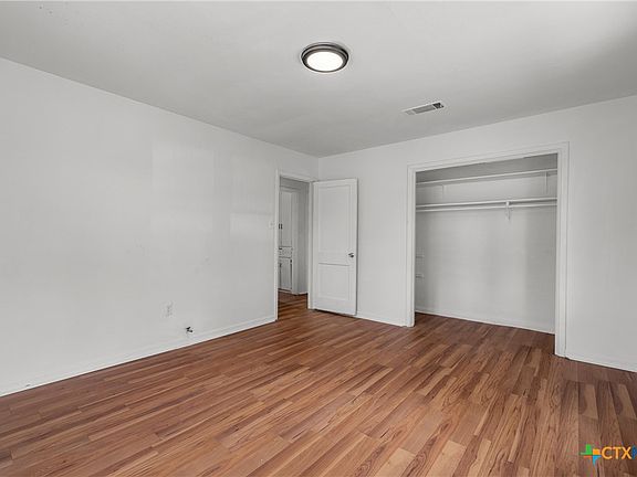 3rd image of 611 E 5th St