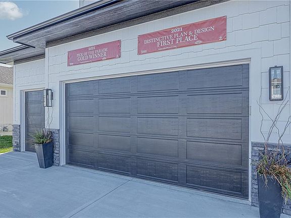 4th image of 15297 W 172nd Pl