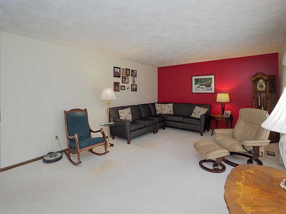 5th image of 6432 Plainfield Ave