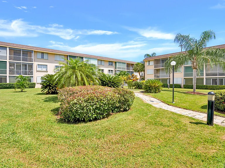 4500 N Federal Hwy #316B — Photo 17