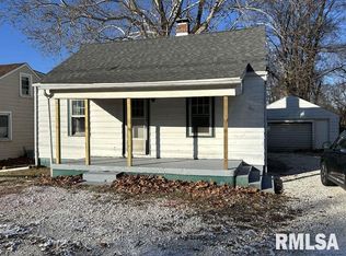 307 Ehrett St, Creve Coeur, IL 61610