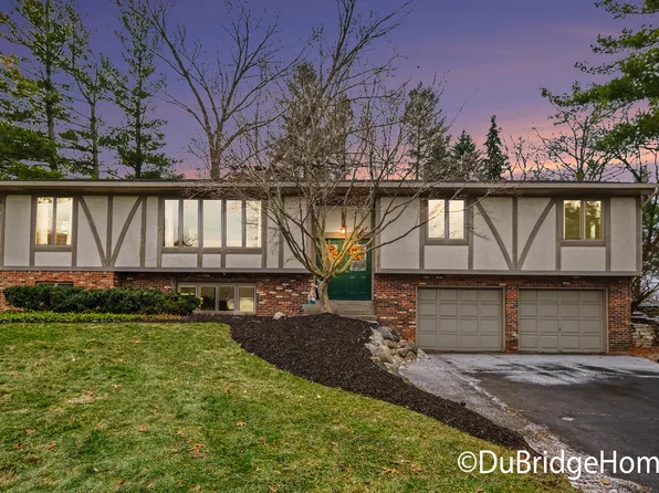 3101 Woodsboro Dr NE, Grand Rapids, MI 49525