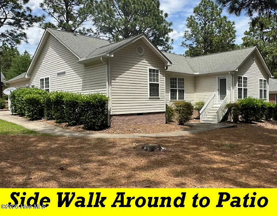 3 bed, 2.0 bath, 2131 sqft, $2,000 — Photo 3