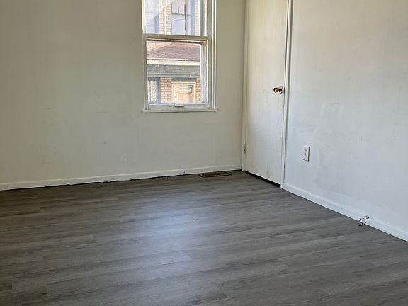 2nd image of 606 Logan Ave