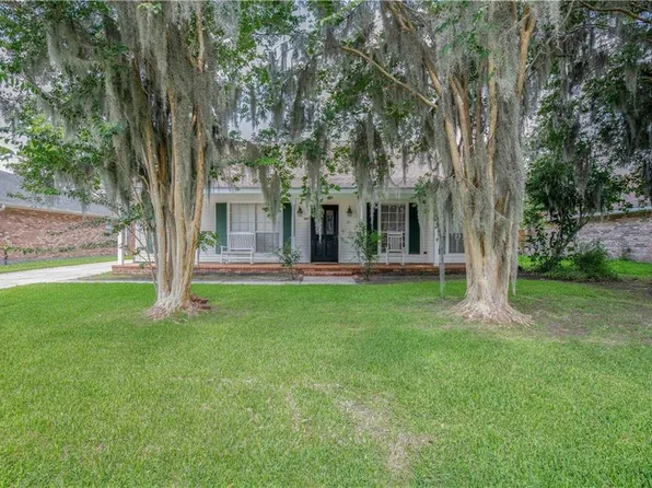 81 Melrose Dr, Destrehan, LA 70047