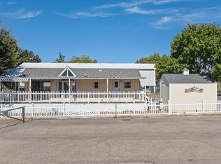 403 Brazos Harbor Dr, Granbury, TX 76048
