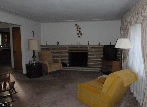 4th image of 2313 Knollwood Ave