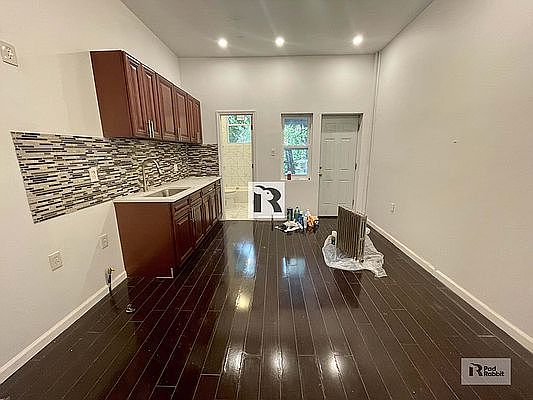 2nd image of 165 Troutman St APT 1R