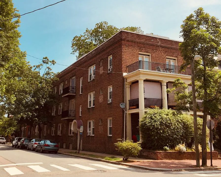 1424 Grove Ave