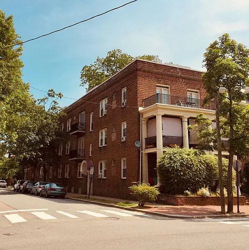 1424 Grove Ave Photo 1