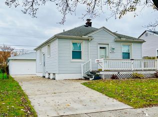 13680 Pearl St, Southgate, MI 48195