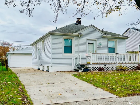 13680 Pearl St, Southgate, MI 48195