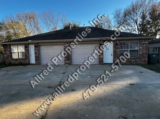 1673-1675 E Evalyn Cir #1, Fayetteville, AR 72701